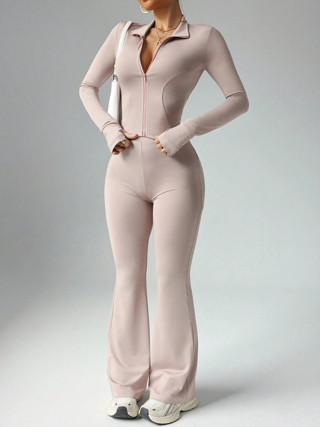 Long-Sleeved Fitness Suit - Image 5