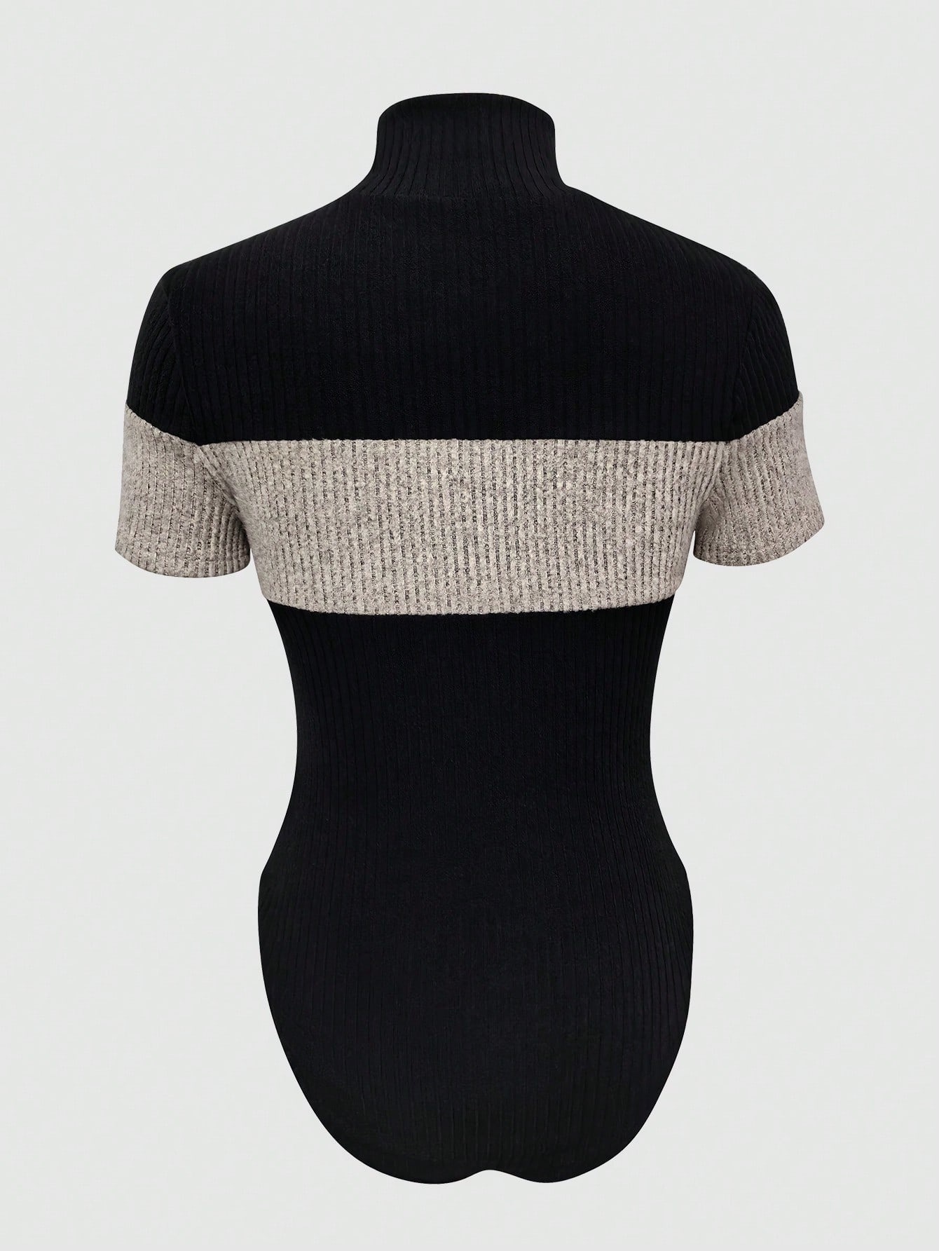 Fashionable Contrasting-Color Striped Knitted Sports Jumpsuit - Image 4
